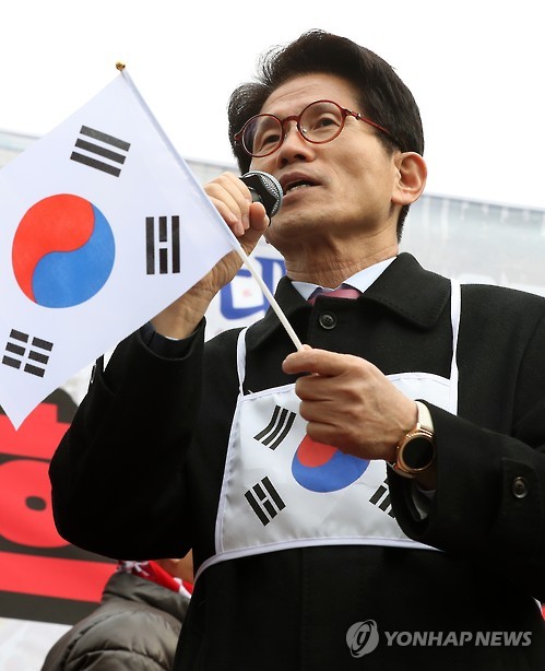 발언하는 김문수
