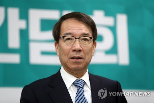 정운찬 전 총리, 광주서 기자간담회