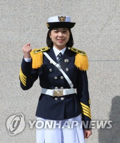 '경찰대 자매' 신입생 엄희원씨