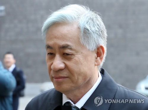 검찰, '대우조선 거액대출' 홍기택 전 산은회장 소환
