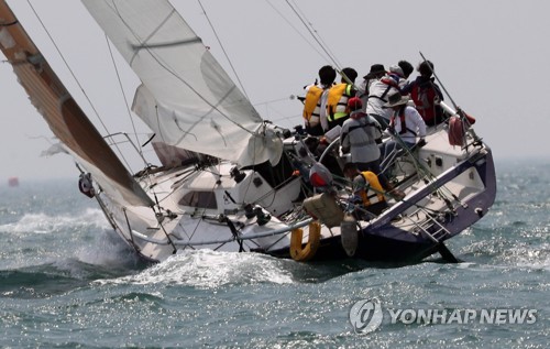 '순풍 질주' 국제요트대회