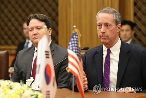 국회 방문한 미 하원 군사위원장