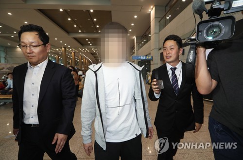 정유라 마필관리사 입국