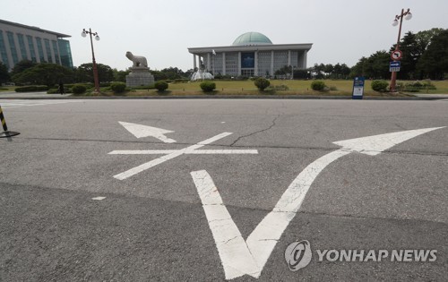협치 파괴 논란속 국회는 일방통행?
