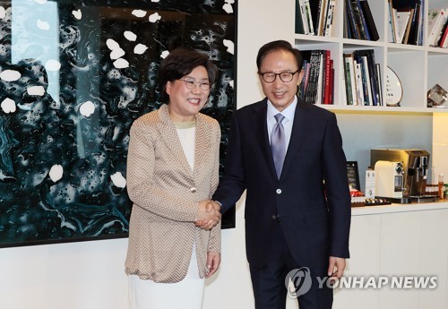 이명박 전 대통령 예방한 이혜훈
