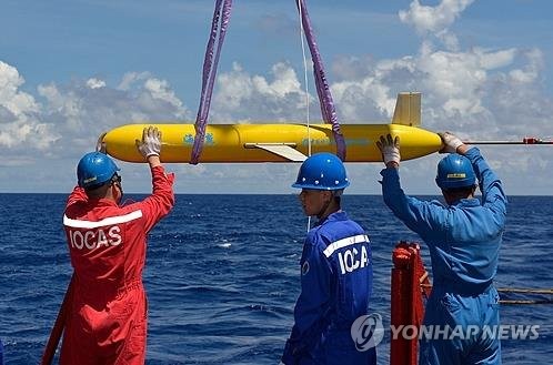 남중국해 투하되는 중국 수중 드론 하이이