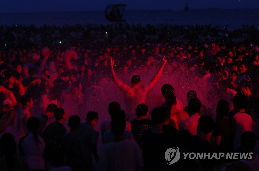 2017년 해운대해수욕장 바다축제 '낮보다 뜨거운 해운대의 밤'