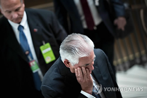 '엇박자 쳤나…'