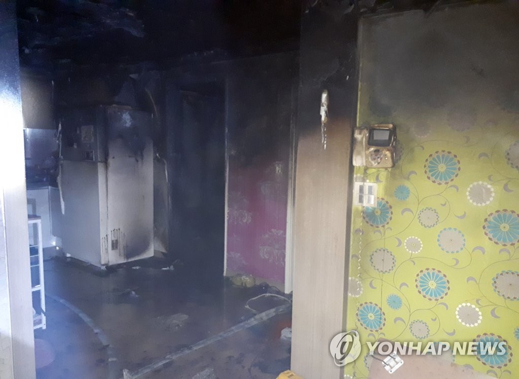 광주 아파트서 화재…어린이 3명 숨져
