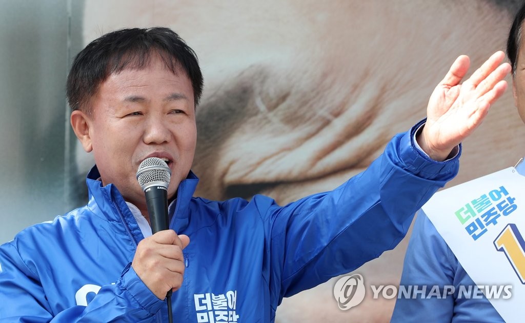 이재수 춘천시장, 후보 당시 선거운동 모습