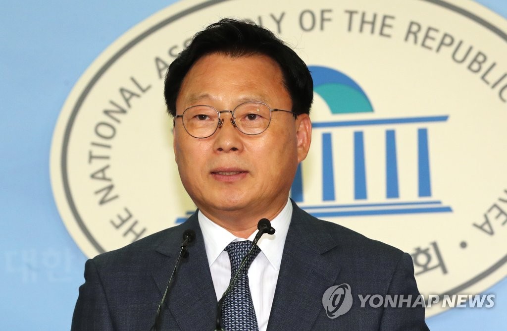 최고위원 출마선언하는 박광온
