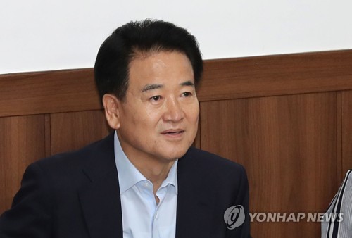 기자들과 만나는 정동영