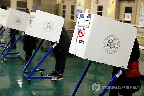 美 중간선거 투표 시작…트럼프 국정운영 중간평가