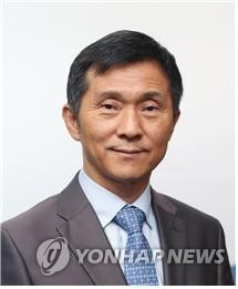 문 대통령, 청와대 사회수석에 김연명 임명
