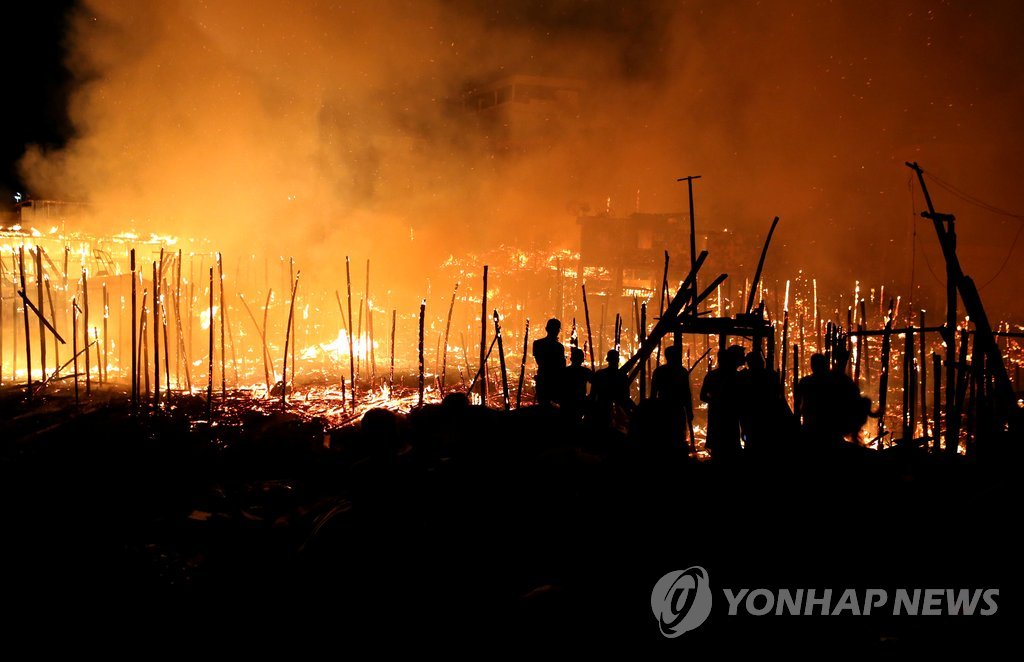 "이제 어떻게 살아야 하나…"