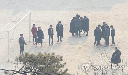 얘들아 마스크는 써야지