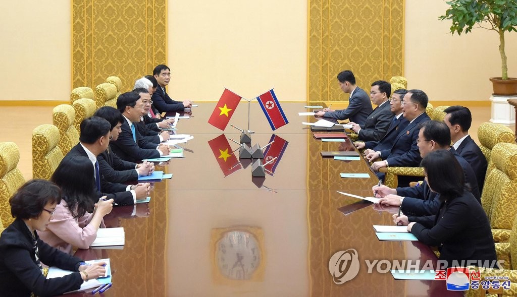 NK-Vietnam FM talks NK-Vietnam FM talks