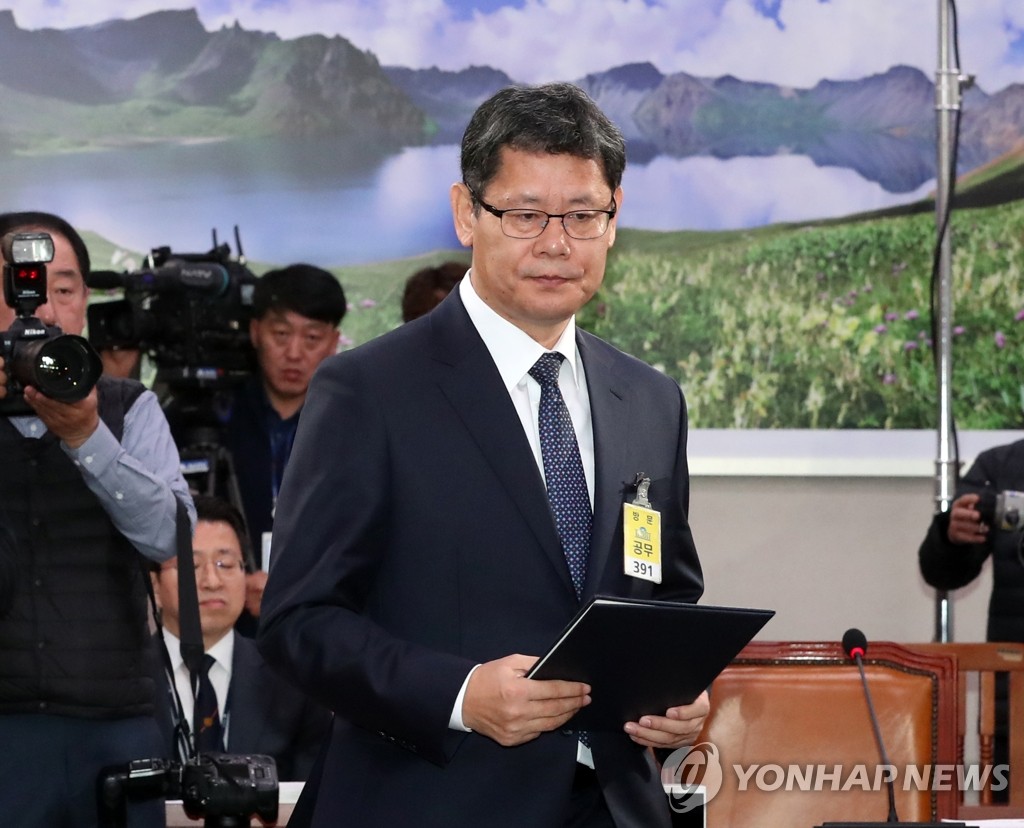선서 마친 김연철 통일부 장관 후보자