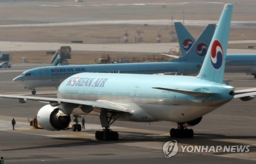 제주행 비행기 엔진 이상으로 김포공항 회항