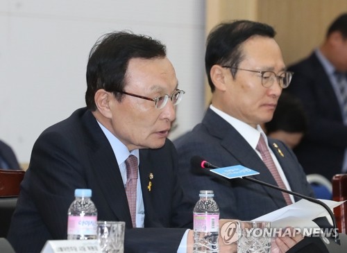 예산정책협의회 참석한 이해찬과 홍영표