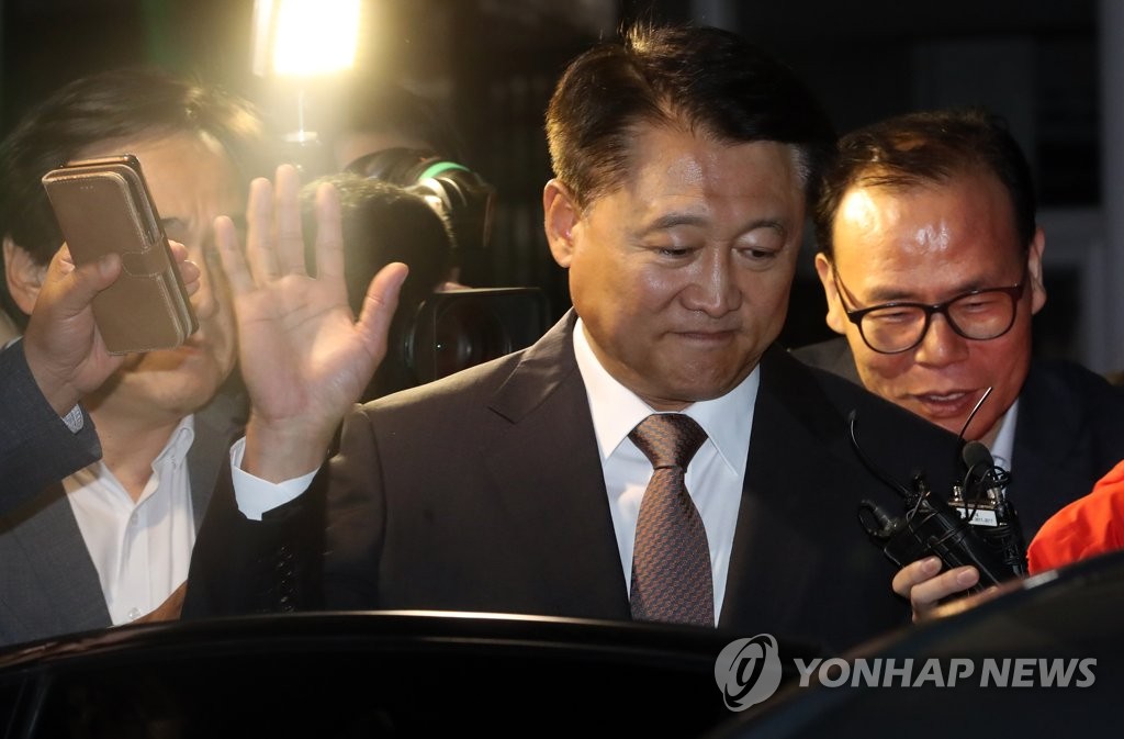 답변 없는 이철성 전 경찰청장