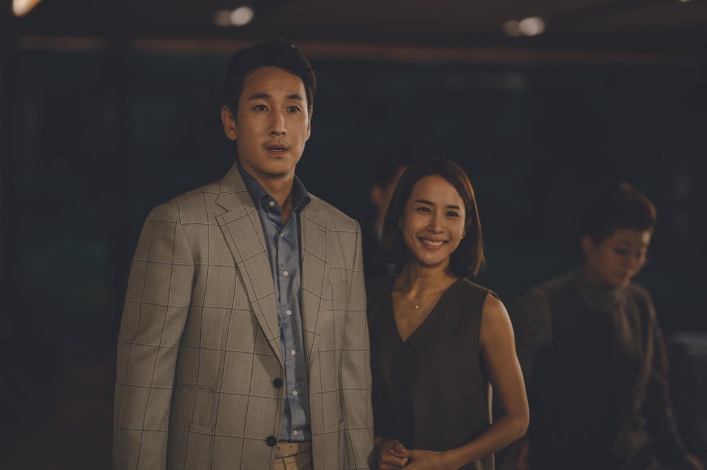 보편적 문제의식을 한국적 터치로 완성한 영화 '기생충'