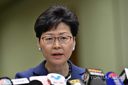 100만 홍콩 시민들 시위…기자회견 나선 행정장관