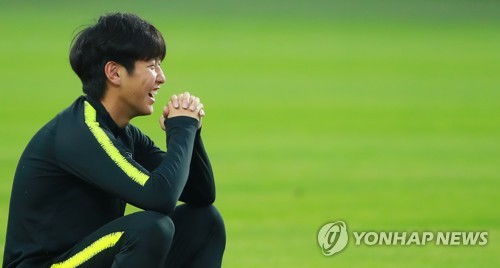 이강인 U-20 밝은 미소로 마무리