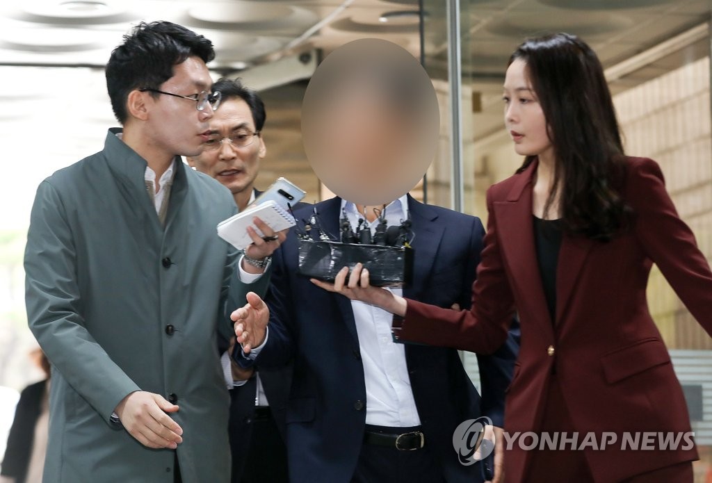 '버닝썬 연루 의혹' 윤 총경 구속…"혐의 상당부분 소명"