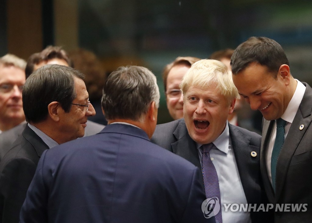브렉시트 합의 후 EU 정상회의 참석한 존슨 英총리