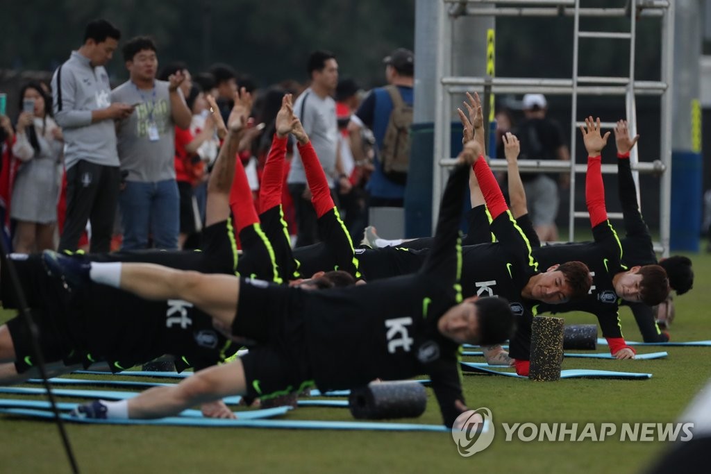 브라질전 앞두고 몸 푸는 벤투호