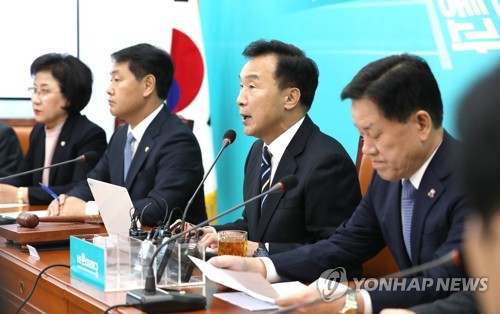 발언하는 손학규 대표