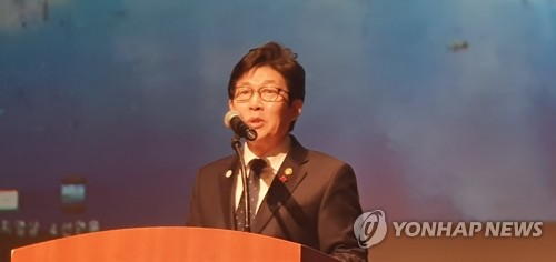 축사하는 조명래 환경부 장관