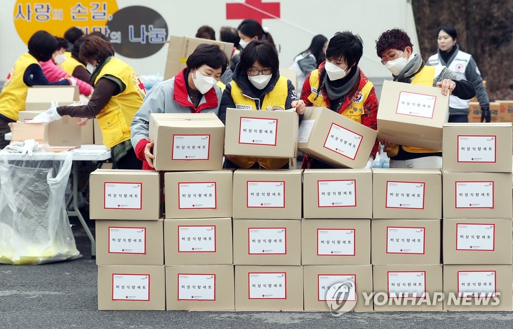 自宅隔離者に支援物資 自宅隔離者に支援物資