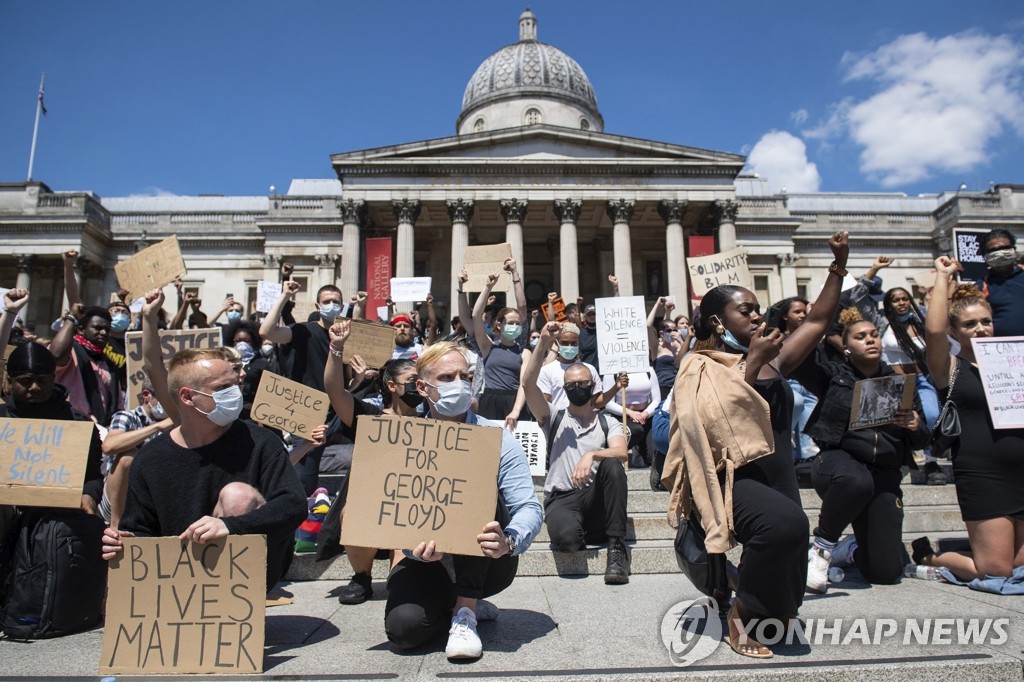 영국으로 번진 '미국 흑인사망' 항의 시위
