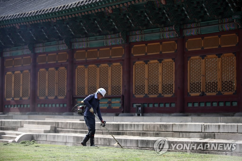 언젠가 다시 만날 관람객들을 기다리며