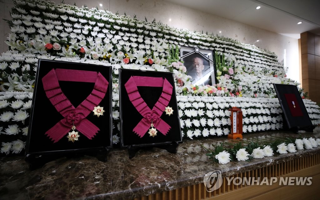 아산병원 장례식장에 마련된 백선엽 장군 빈소