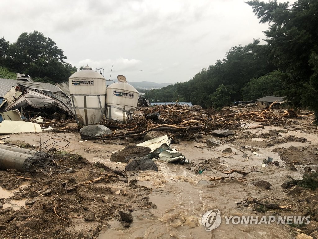 산림청, 안성 산사태 피해지에 '원인조사단' 파견
