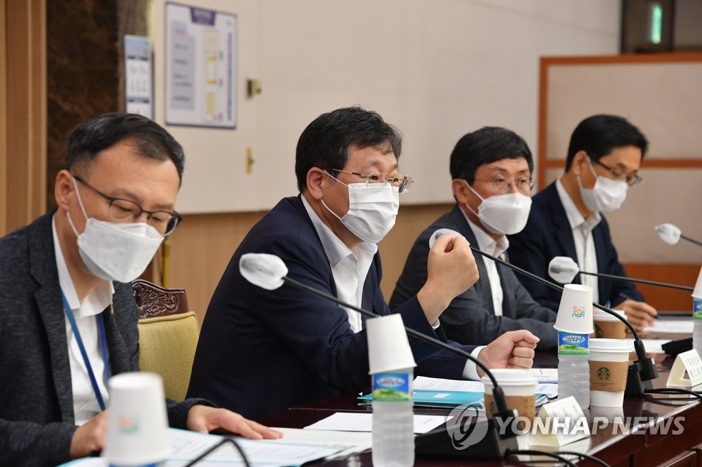 안일환 차관, 범정부 4차 추경 TF 회의