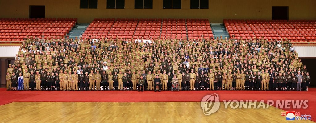 N.K. leader meets with veterans N.K. leader meets with veterans