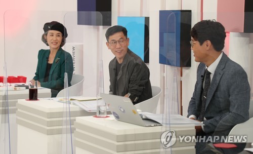 대화하는 국민의힘 '국민 시그널 면접' 면접관들