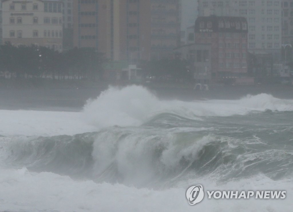 Typhoon Chanthu Typhoon Chanthu