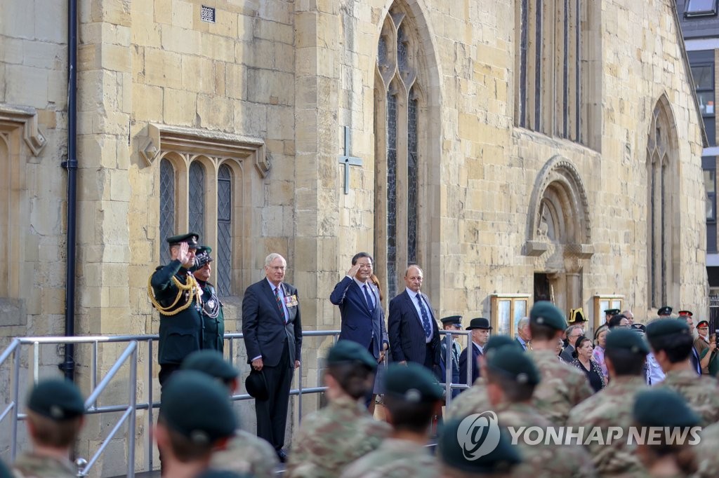March to mark 70th anniv. of Battle of Imjin River March to mark 70th anniv. of Battle of Imjin River