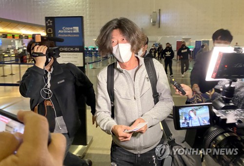 '대장동 개발 주도' 남욱 변호사, 한국행 비행기 탑승