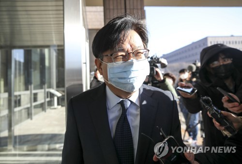 검찰인사위 참석하는 전지연 위원장