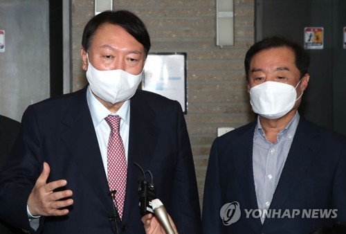윤 당선인, 지역균형발전위원장에 김병준 임명