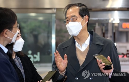 출근하는 한덕수 총리 후보자