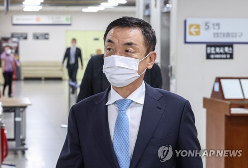 권오수 도이치모터스 회장, 보석 허가 뒤 첫 공판