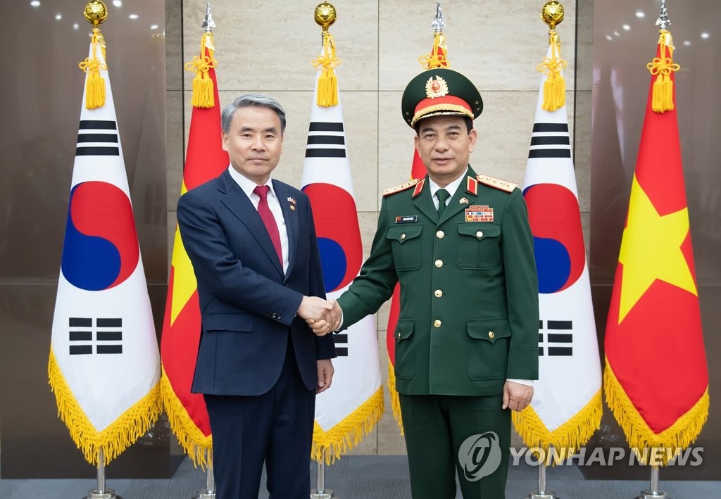 S. Korea-Vietnam defense chiefs' talks S. Korea-Vietnam defense chiefs' talks