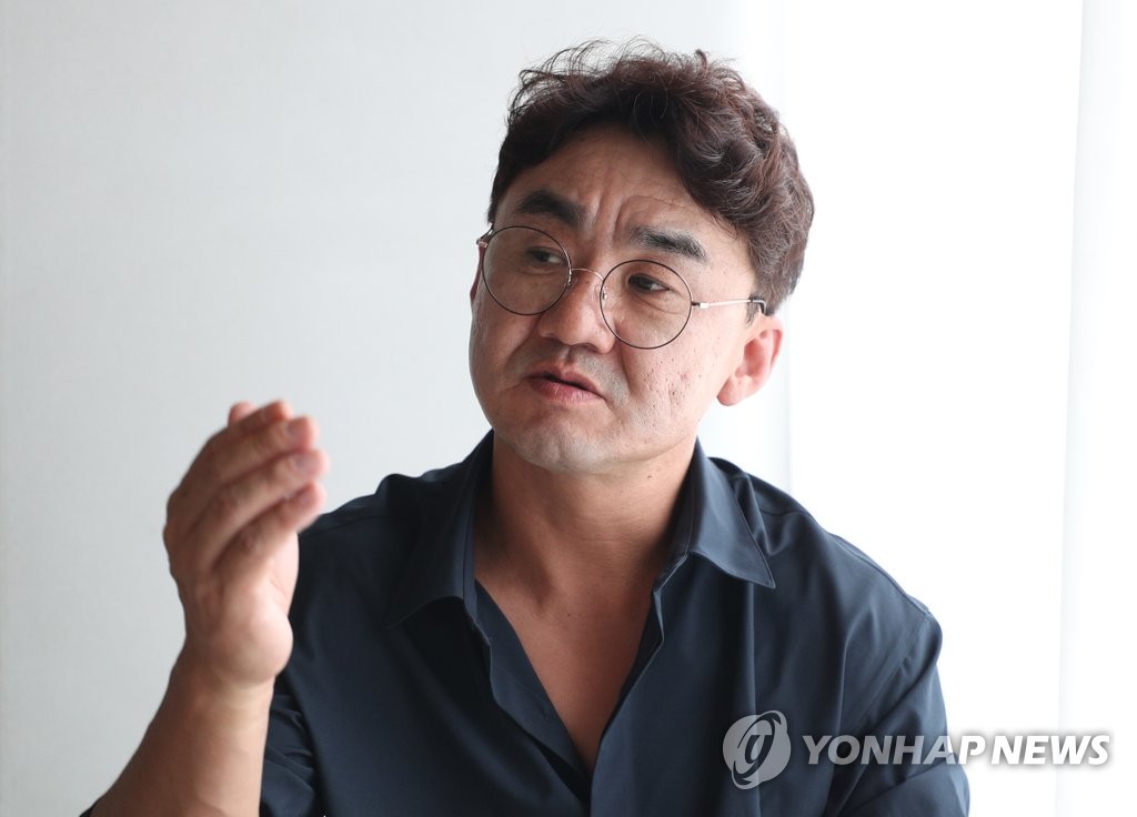 항공기 개문 범인 제압한 이윤준씨